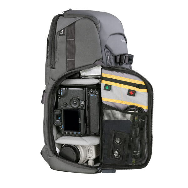 VEO ADAPTOR S46 Black Camera Backpack w/ USB Port - Side Access - Image 7