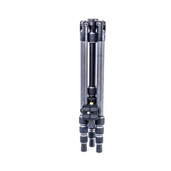 Vanguard VESTA TB 204CB CARBON FIBER TRIPOD WITH T-46 BALL HEAD