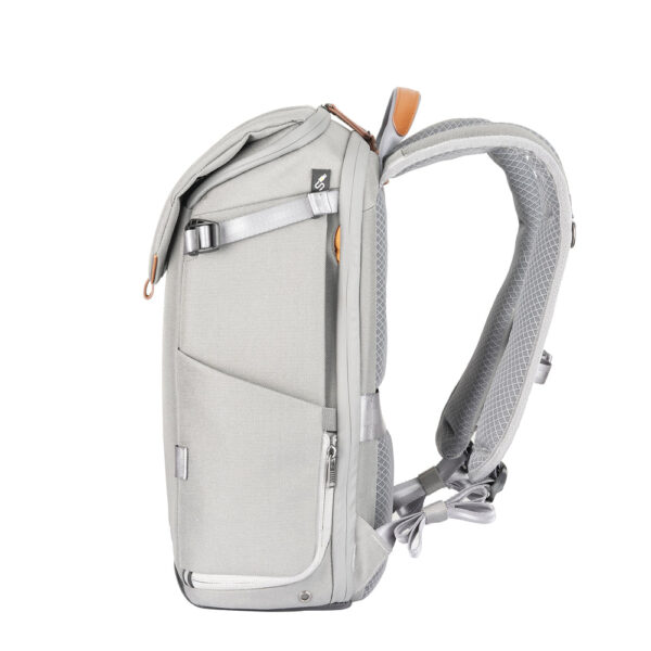VEO CITY B42 Medium Camera Backpack